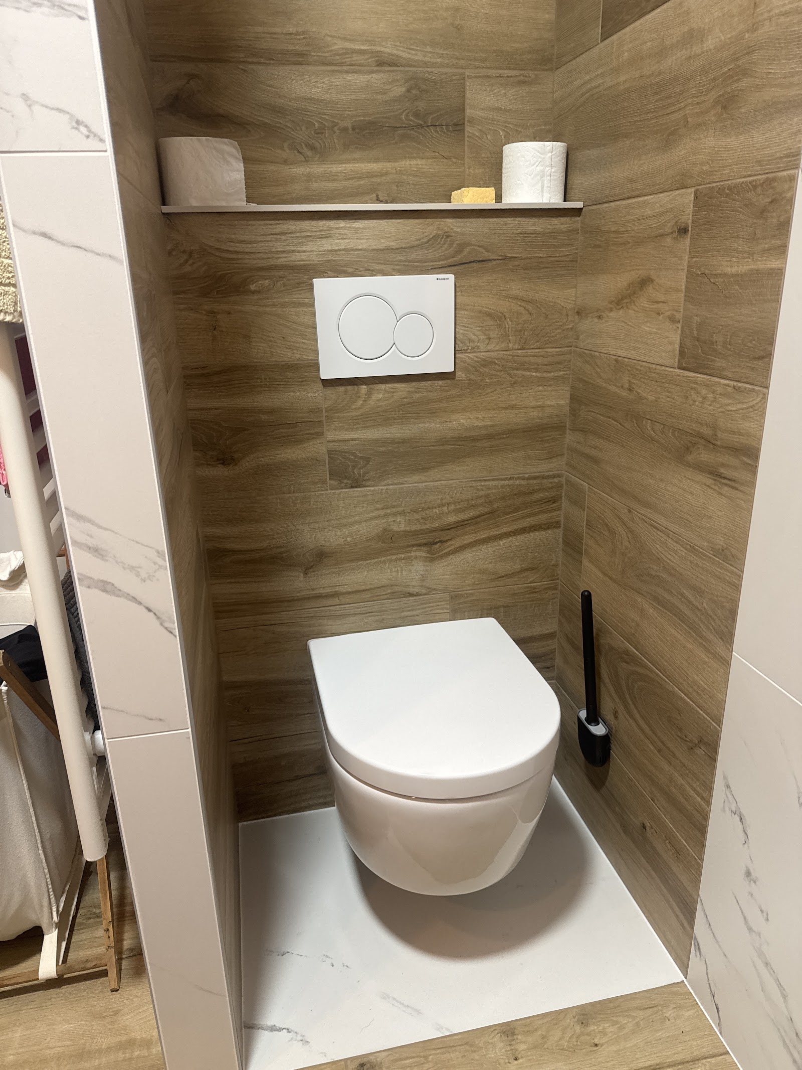 Installation d'une armoire de commande industrielle et câblage